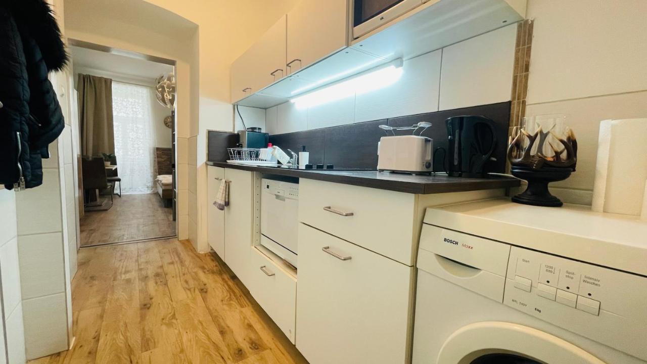 Flatprovider Hp Apartment Viena Exterior foto
