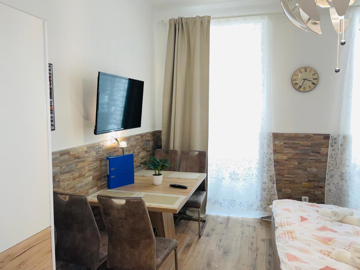Flatprovider Hp Apartment Viena Exterior foto